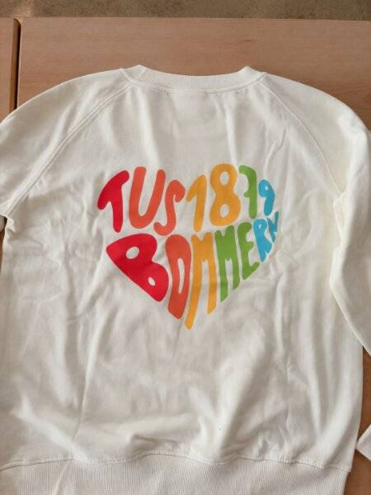 Pride Pullover (ohne Kapuze) – Off White – Sommer 2026 - UNISEX